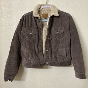 American Eagle Sherpa lined Corduroy trucker jacket